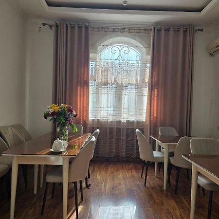 Guesto Hostel Tachkent Extérieur photo