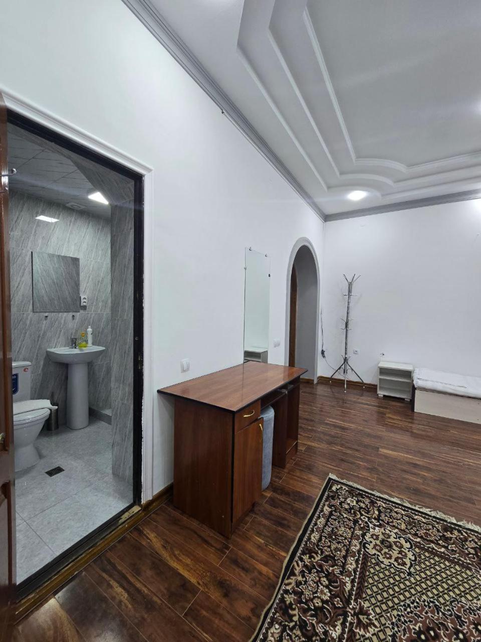 Guesto Hostel Tachkent Extérieur photo
