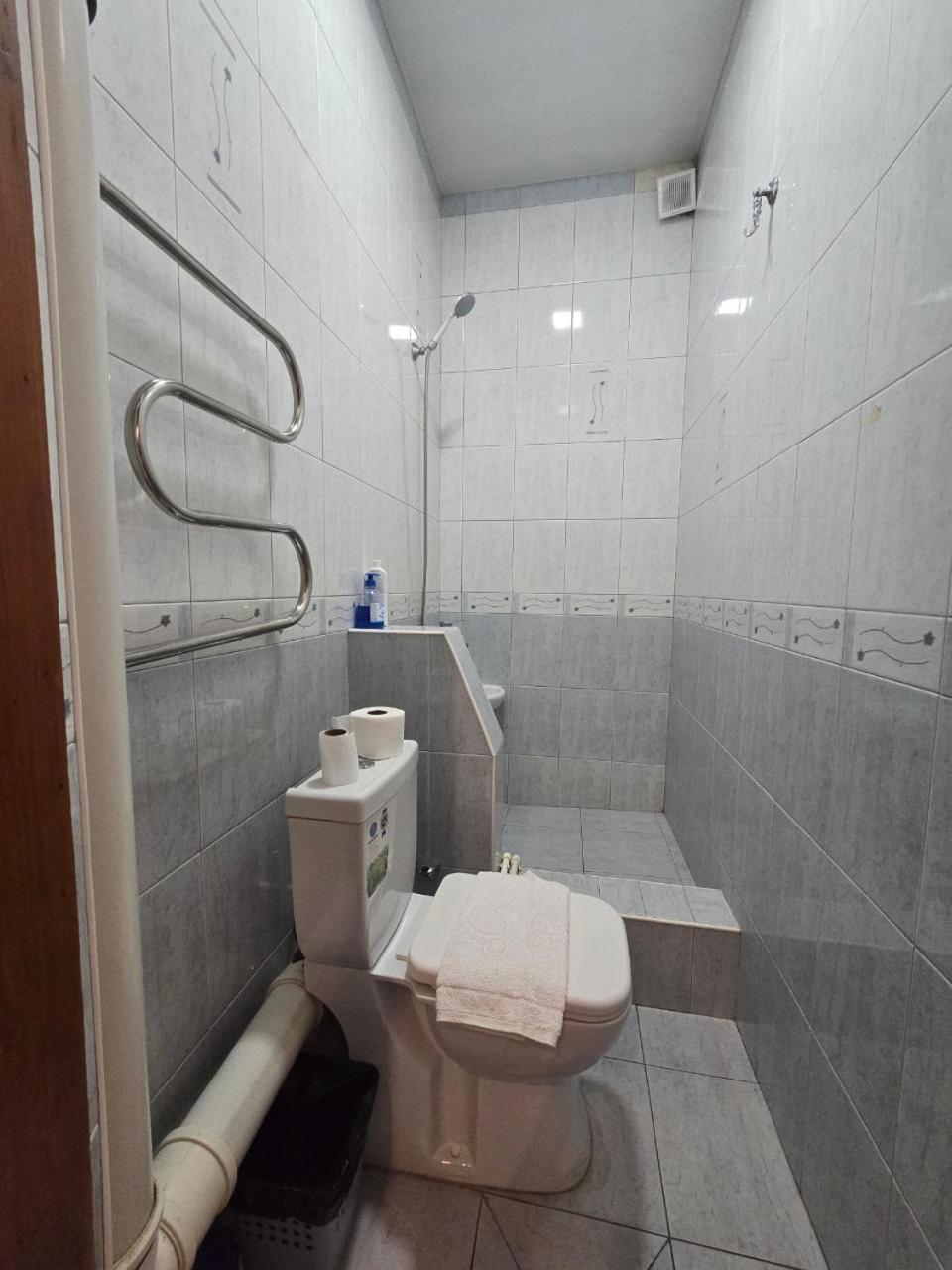 Guesto Hostel Tachkent Extérieur photo