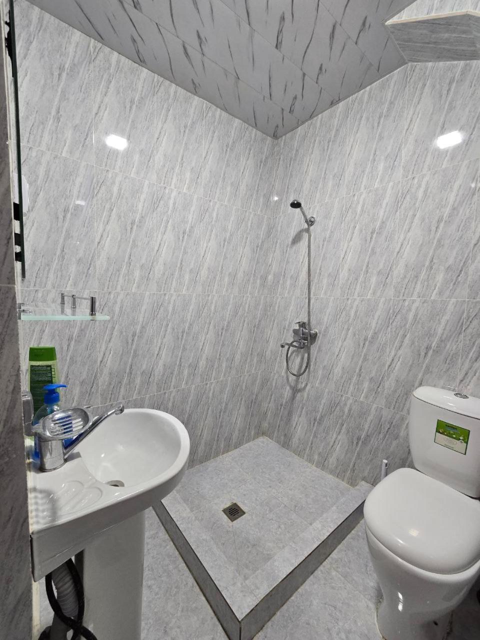 Guesto Hostel Tachkent Extérieur photo